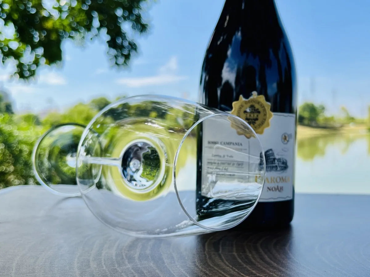 Fine crystal glasses for weddings and champagne toasts