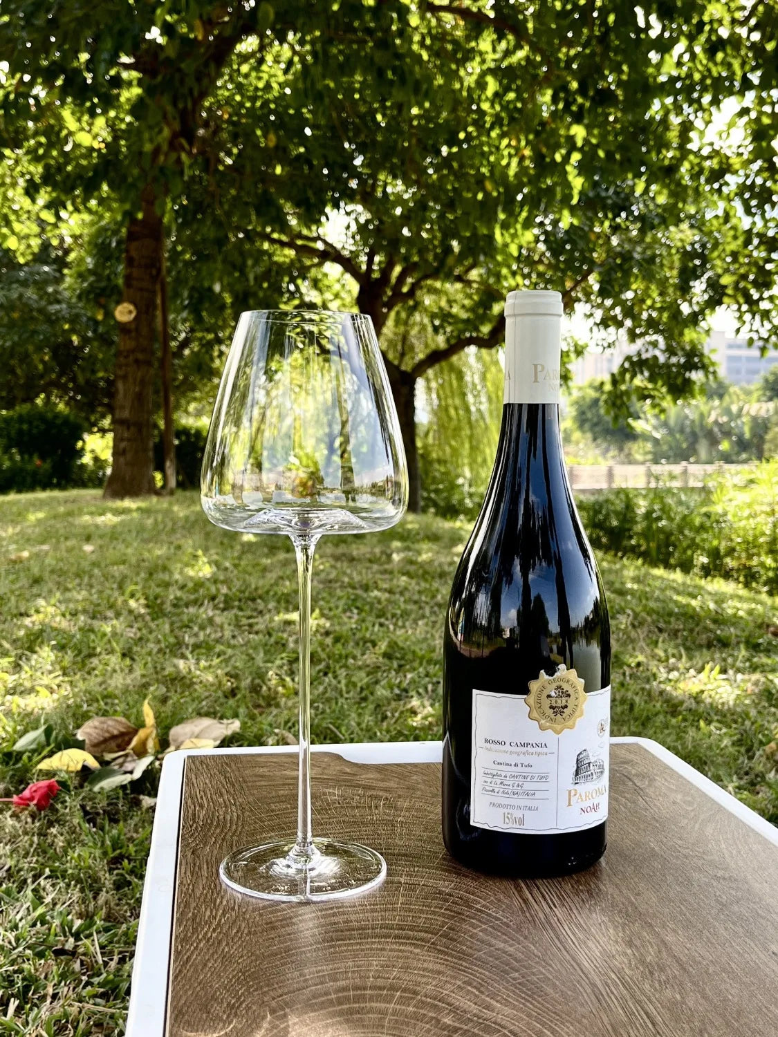 Luxury crystal stemware for wine and champagne lovers